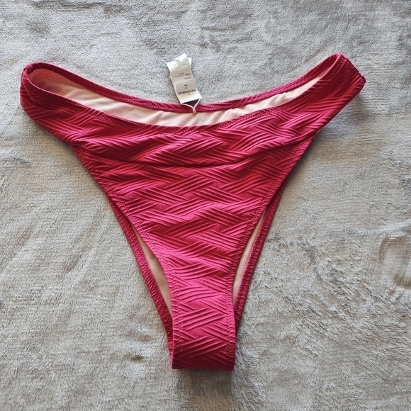 132.🆕️ Large Cupshe New Hot Pink High Cut Leg Bikini Bottom - Picture 3 of 10